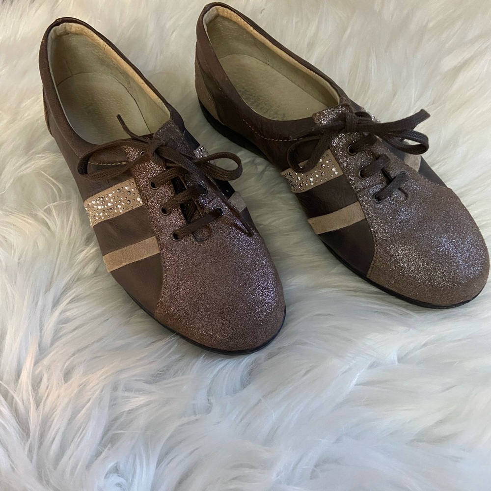 Artigiano Sz EU 39 Elegant Brown Leather Glitter Women's Shoes